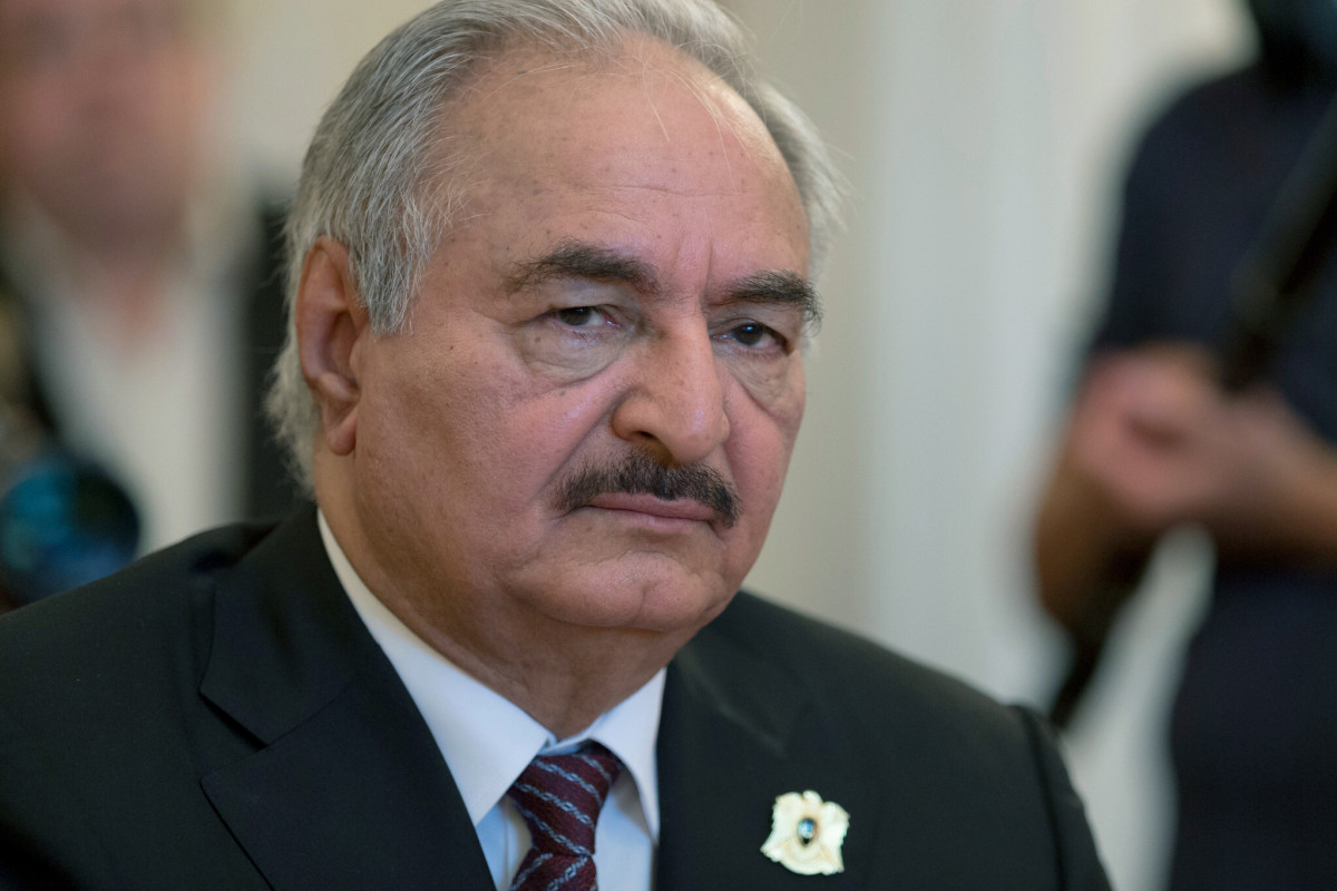 Xəlifə Həftar prezident seçkilərində iştirak edəcək