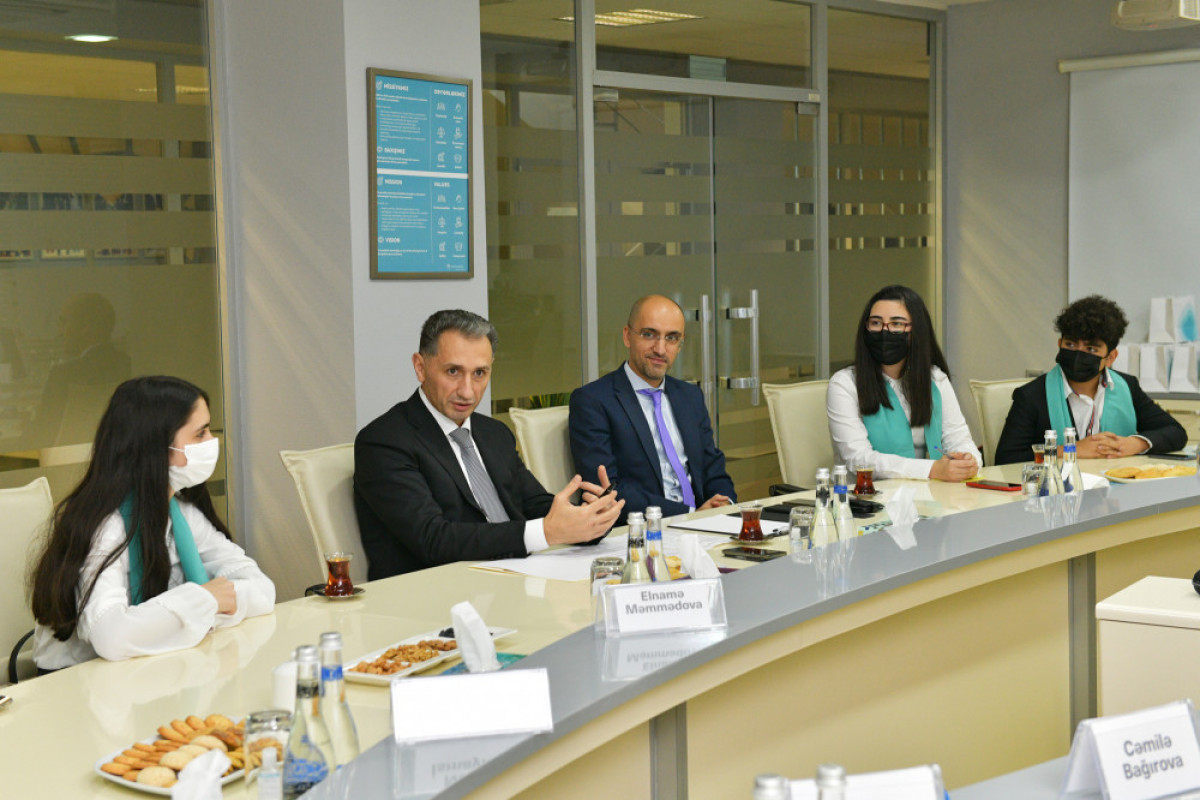 Nazir Rəşad Nəbiyev Azərbaycan Uşaqlarının V Ümumrespublika Forumu iştirakçıları ilə görüşüb - FOTO 