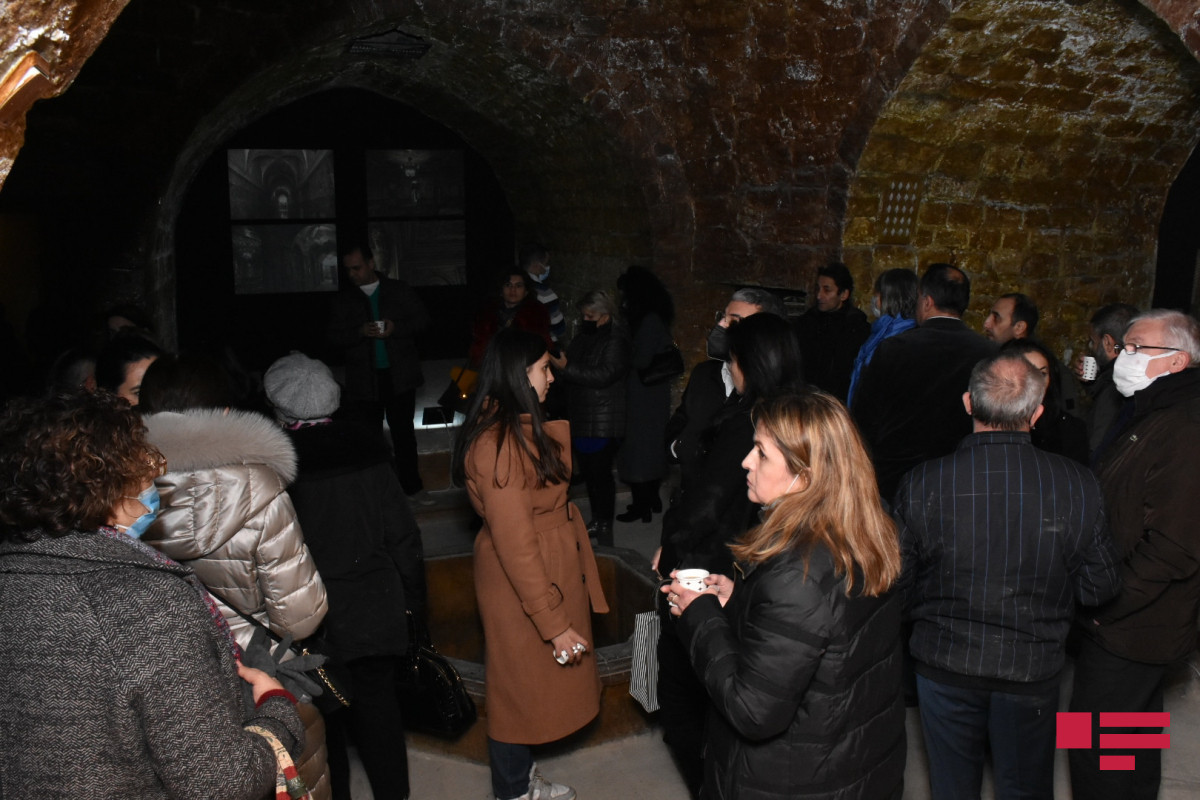 Состоялось открытие Международной выставки современной культуры «ŞƏRQ İRSİ»