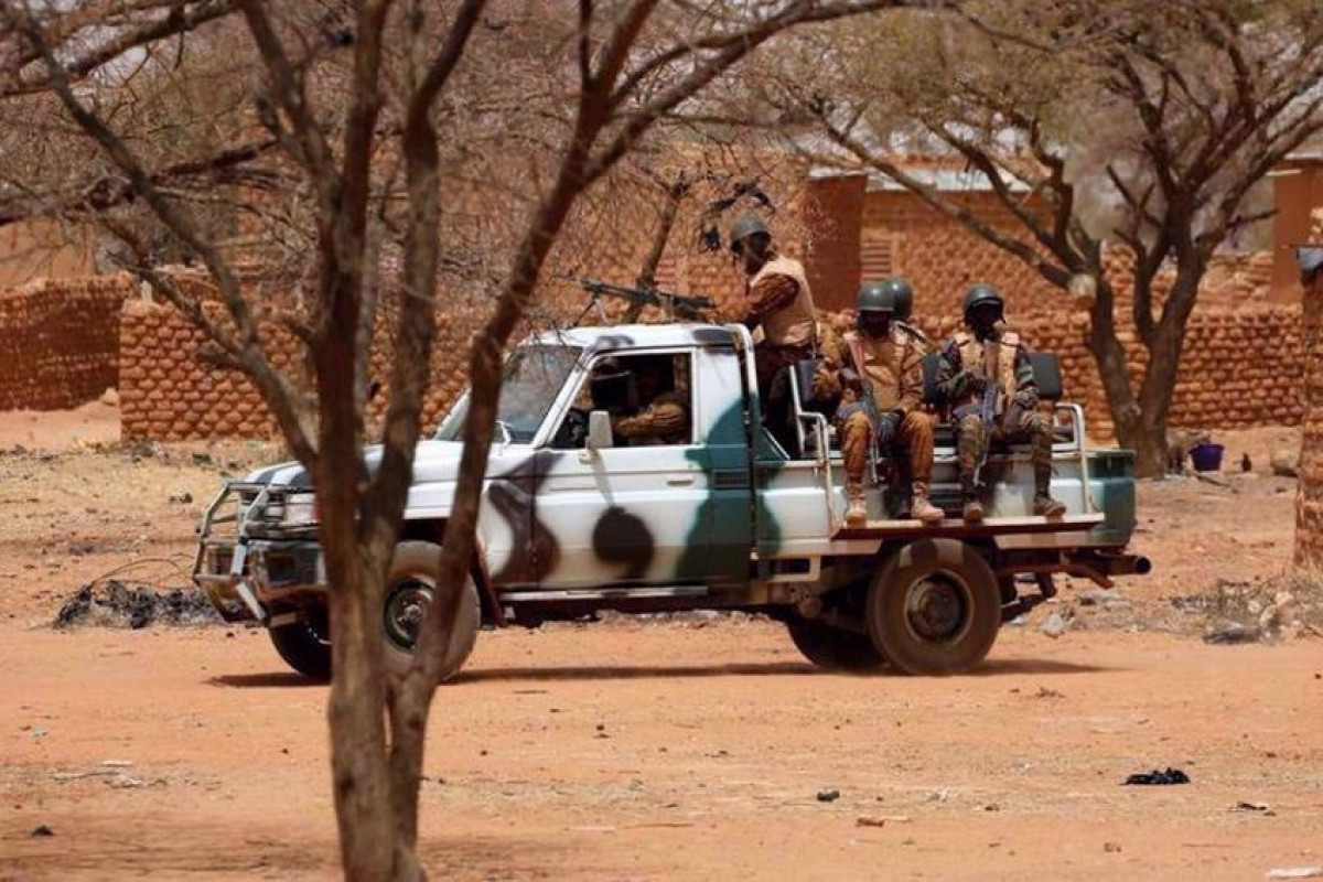 Число убитых при нападении на пост жандармерии в Буркина-Фасо возросло до 53