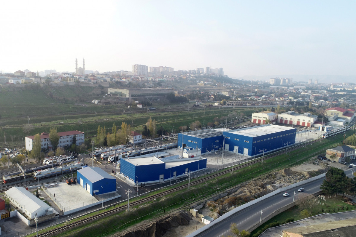 Prezident İlham Əliyev yeni Biləcəri lokomotiv deposunun açılışında iştirak edib - VİDEO 