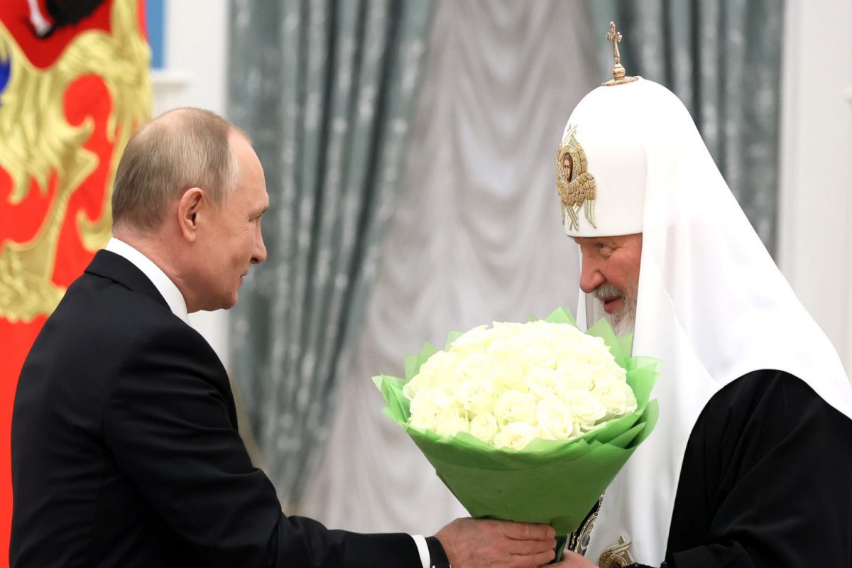 Putin awards the Order of St. Andrew the Apostle the First-Called to Patriarch Kirill