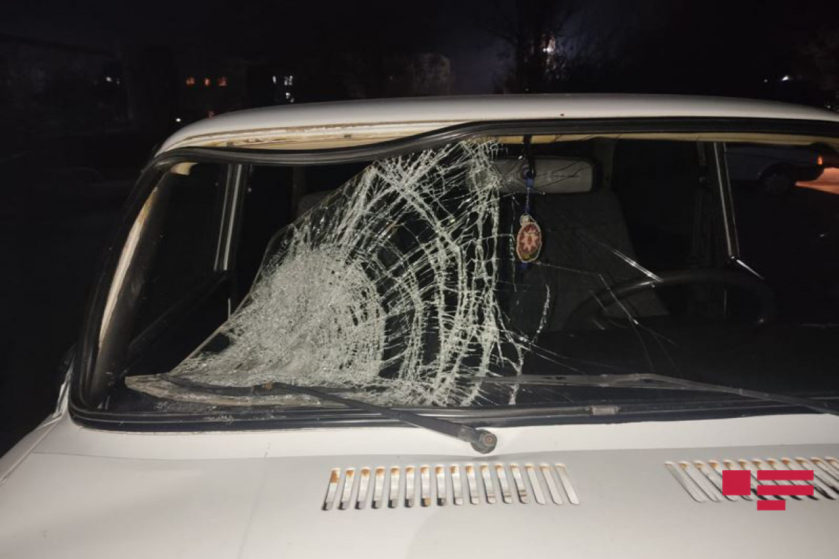 Bərdədə avtomobilin vurduğu 2 qadından  biri ölüb - VİDEO   