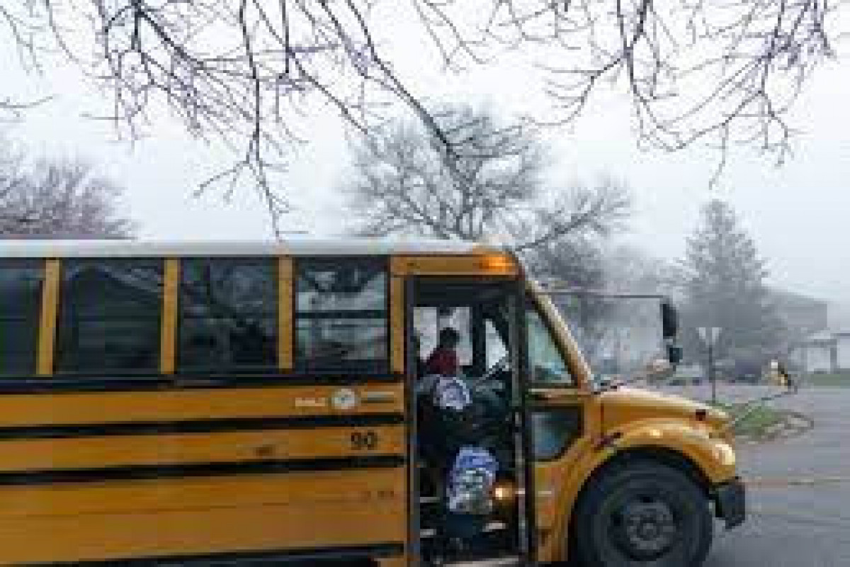 В Косово неизвестные обстреляли школьный автобус, есть погибшие