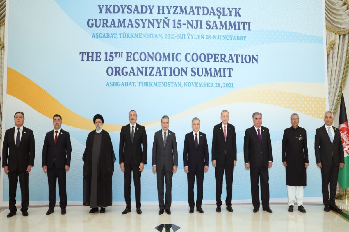 Prezident İlham Əliyev, Aşqabadda İƏT-in XV Zirvə toplantısı