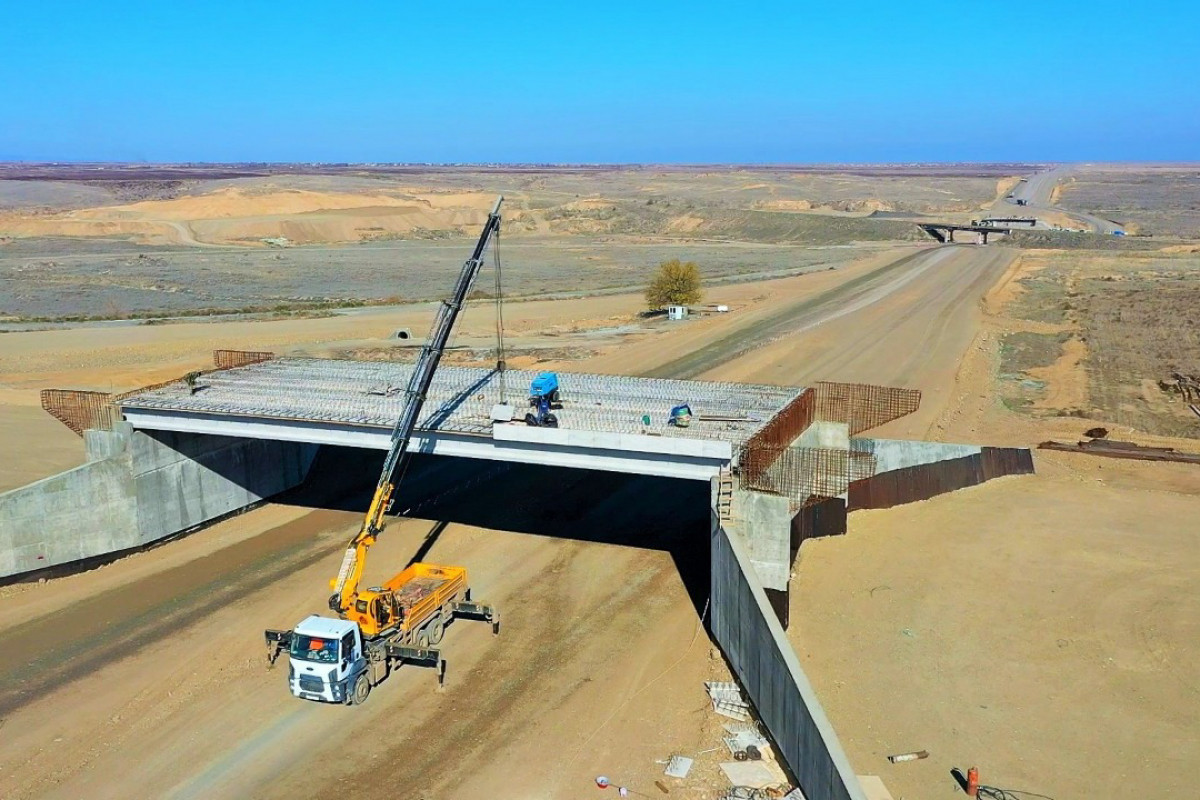 Строительство автомобильной дороги Барда-Агдам 