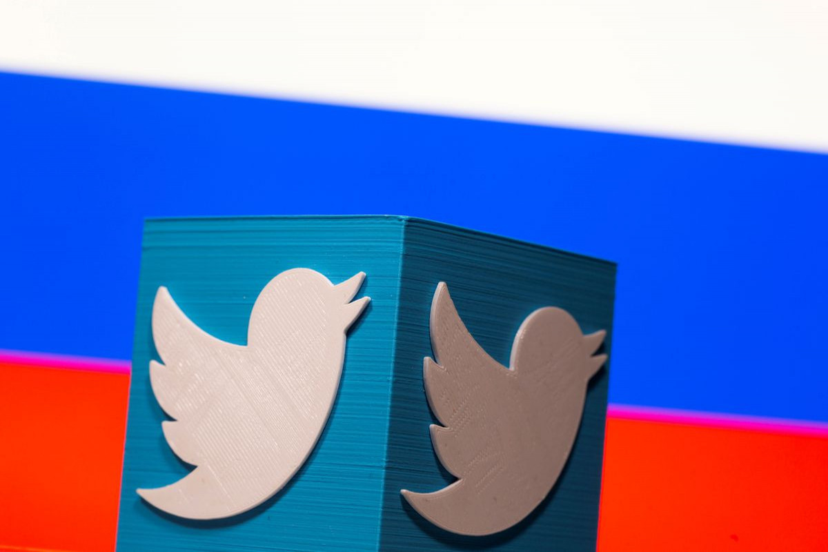 Russia says Twitter mobile slowdown to remain until all banned content is removed