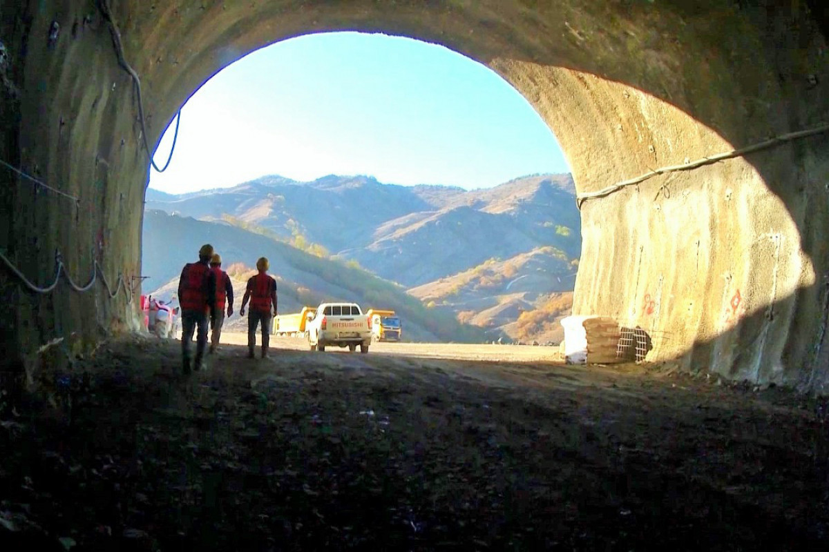 Завершены буровые работы в верхней части туннеля T5 на автомобильной дороге Ахмедбейли-Физули-Шуша