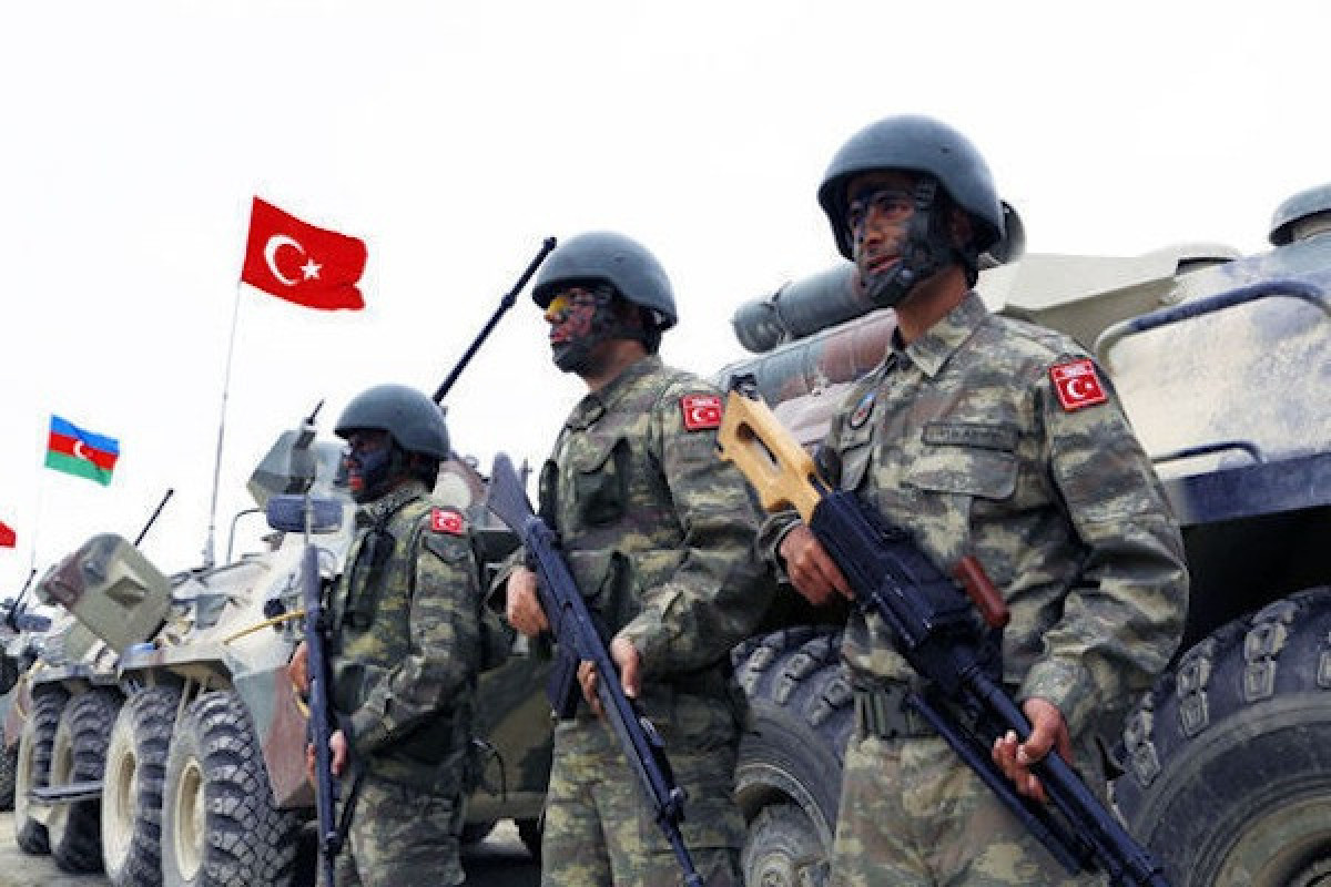 В Нахчыване продолжаются учения военнослужащих Азербайджана и Турции «Нерушимое братство – 2021»