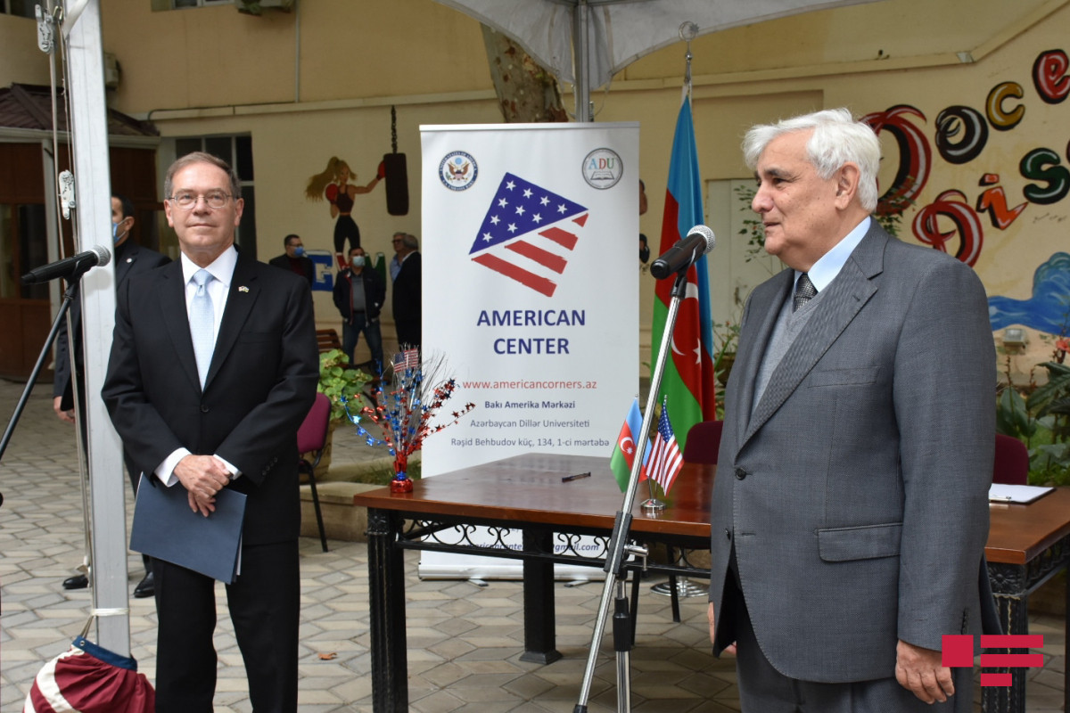 Посольство США подписало Меморандум о взаимопонимании с Лянкяранским государственным университетом и АГПУ