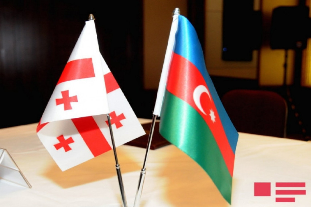 Флаги Азербайджана и Грузии