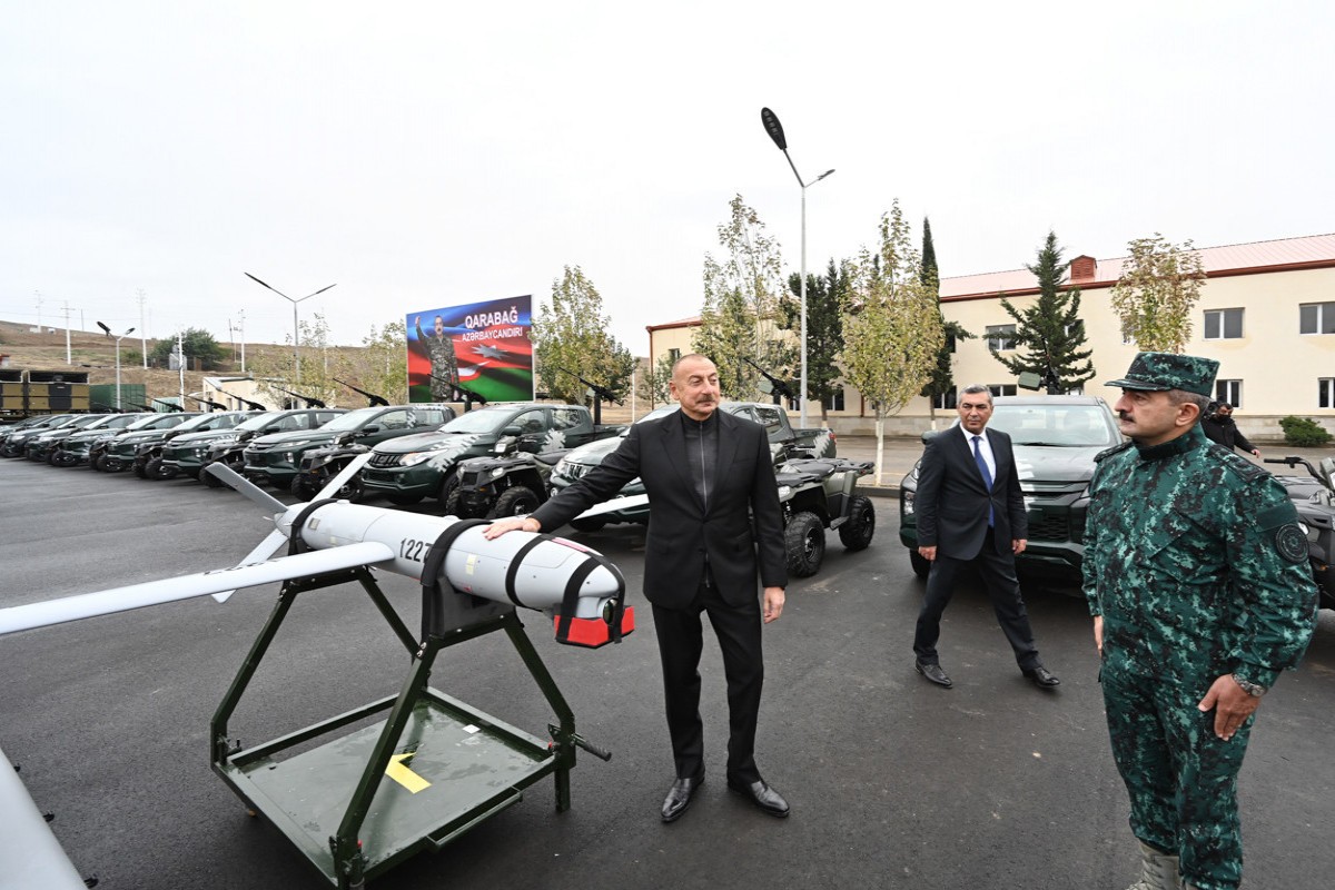Prezident İlham Əliyev Cəbrayılda hərbi hissə kompleksinin açılışında