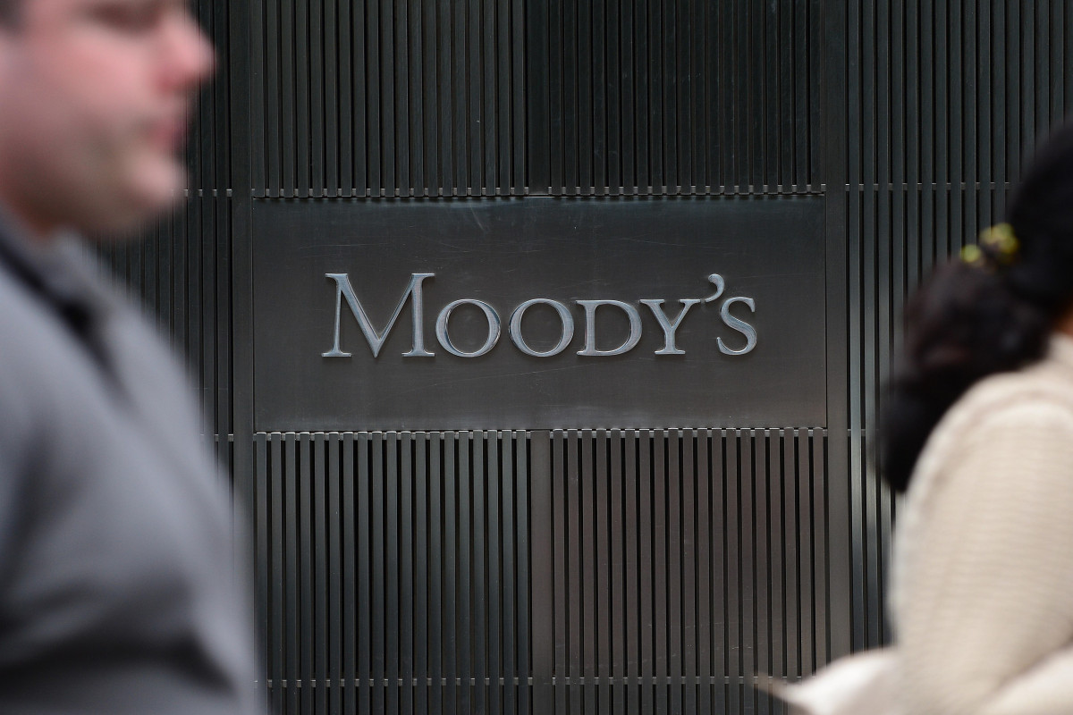 "Moody's" 2022-ci il üçün neft qiymətləri ilə bağlı proqnozunu artırıb