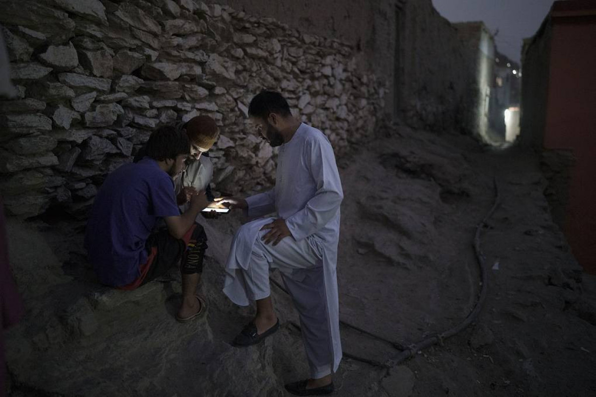 Спрос на мобильный интернет в Афганистане вырос после смены власти в стране