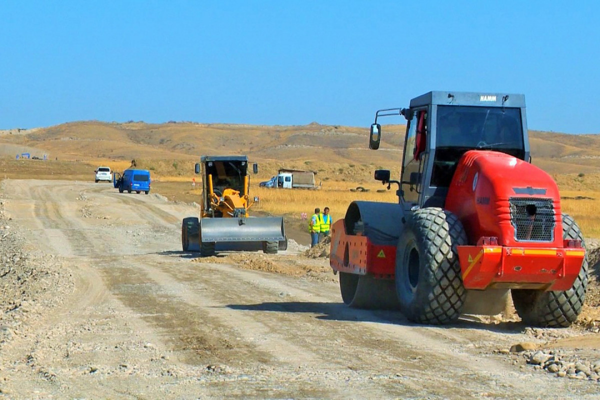 На дороге Талыш-Тапгарагоюнлу-Гашалты-Нафталан ведутся масштабные строительные работы
