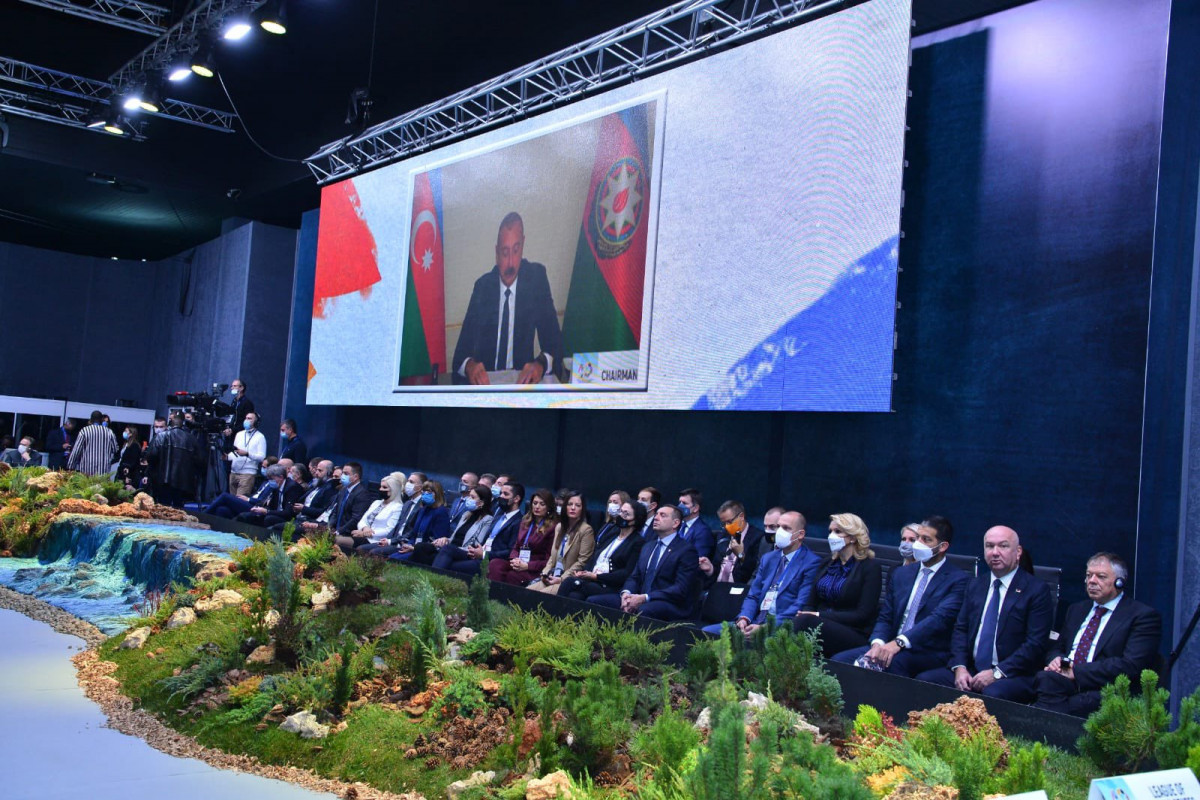 Azərbaycan Prezidentinin sədrliyi ilə Qoşulmama Hərəkatının iclası davam edir
