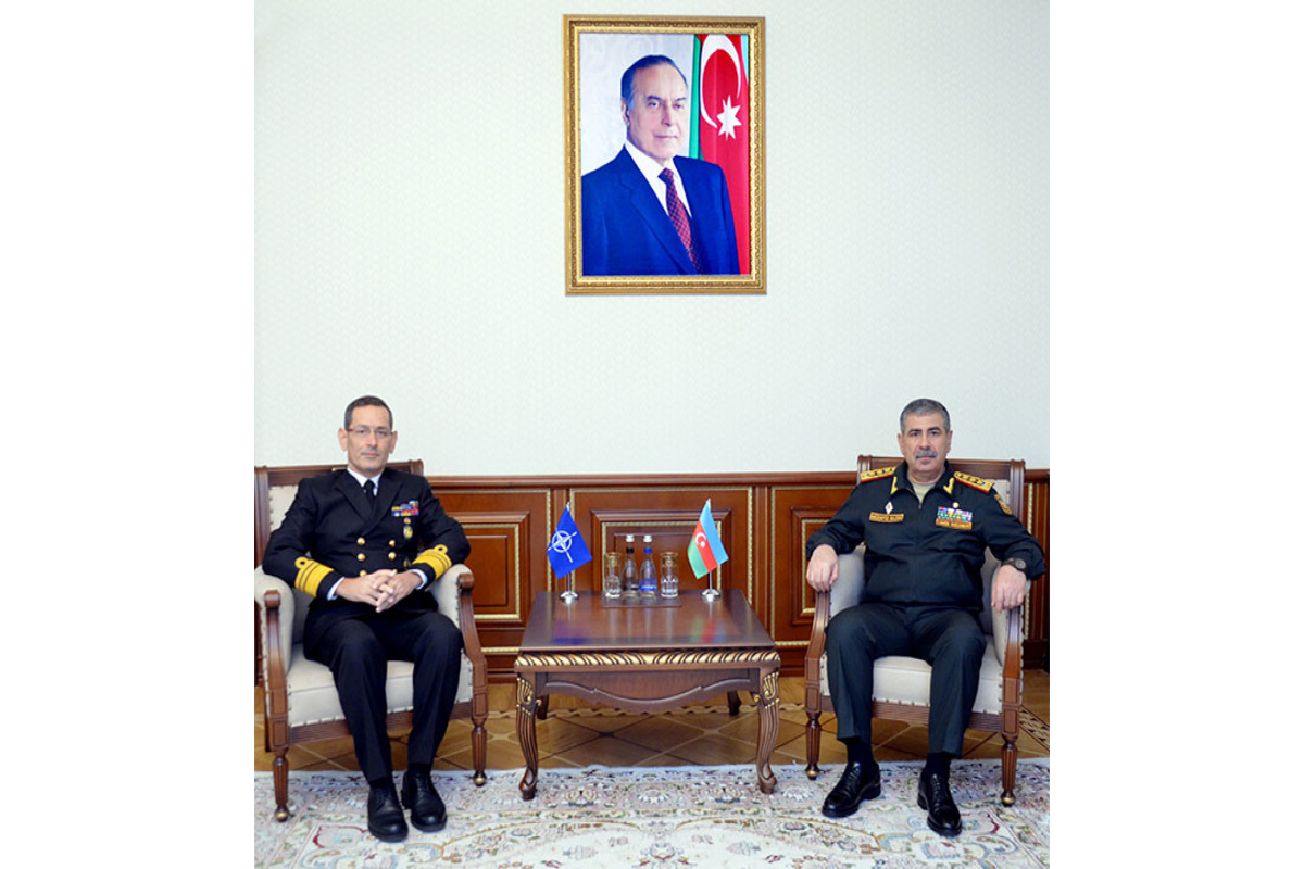 Zakir Həsənov NATO nümayəndəsi ilə görüşüb
