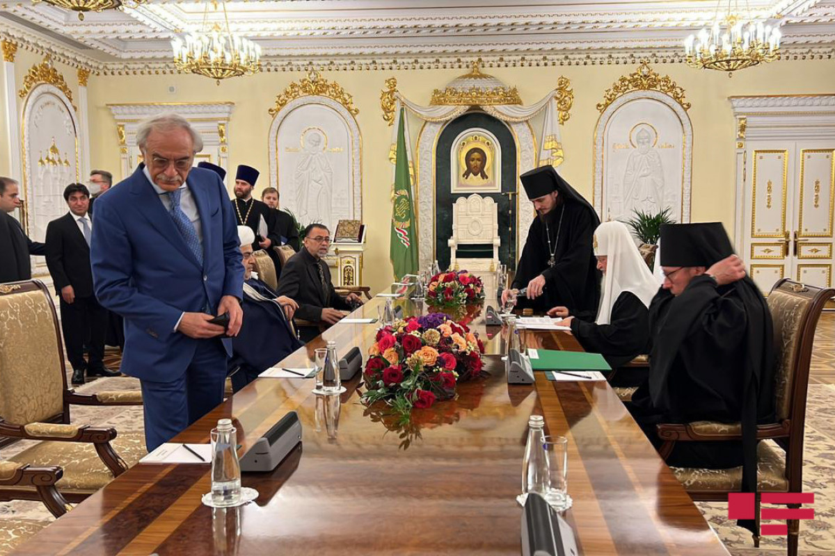 В Москве состоялась встреча шейхульислама Аллахшукюра Пашазаде с патриархом Кириллом