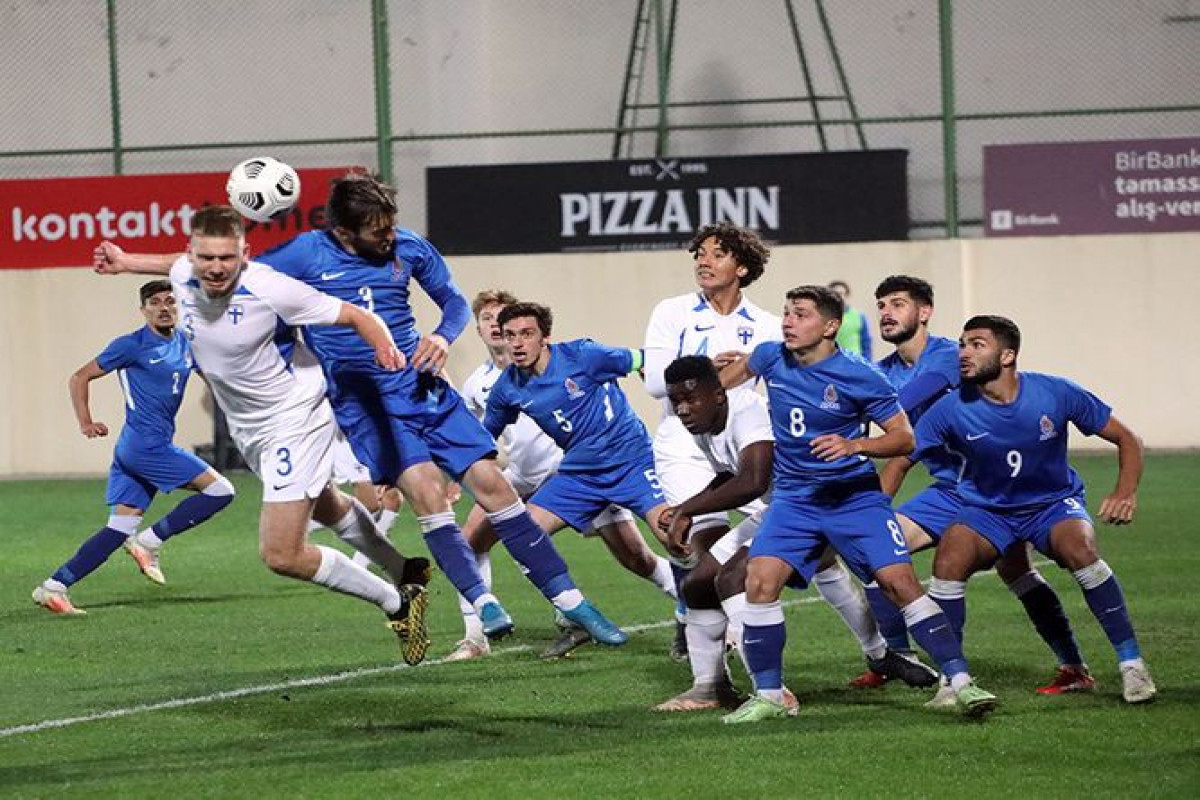 Azərbaycan milli komandası Xorvatiyaya böyük hesabla uduzub