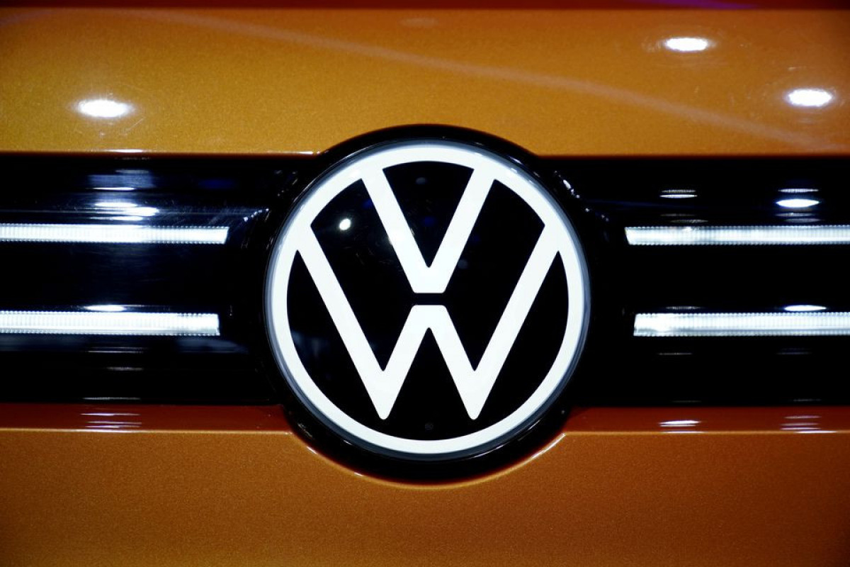 Volkswagen considering cutting up to 30,000 jobs