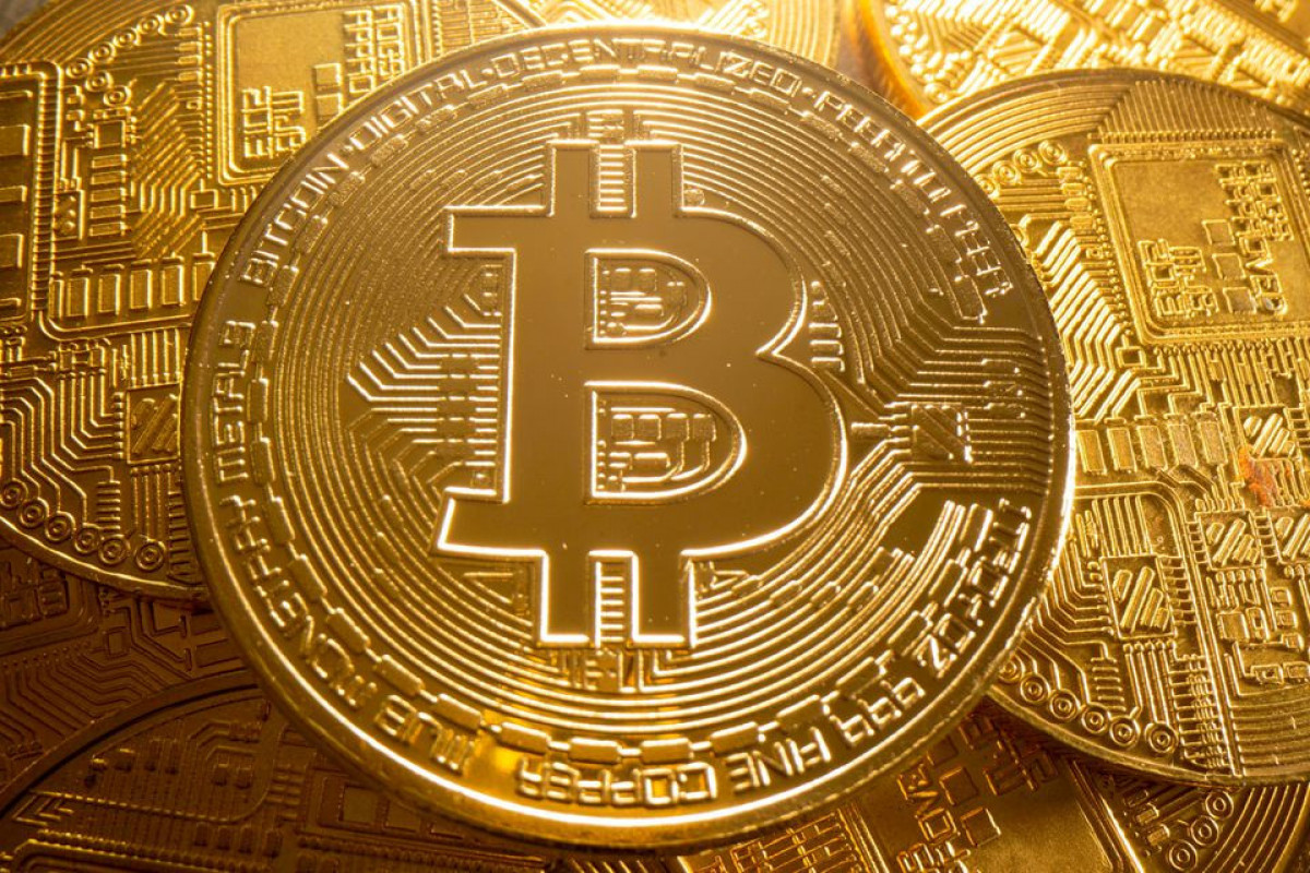 Bitcoin nears $60,000