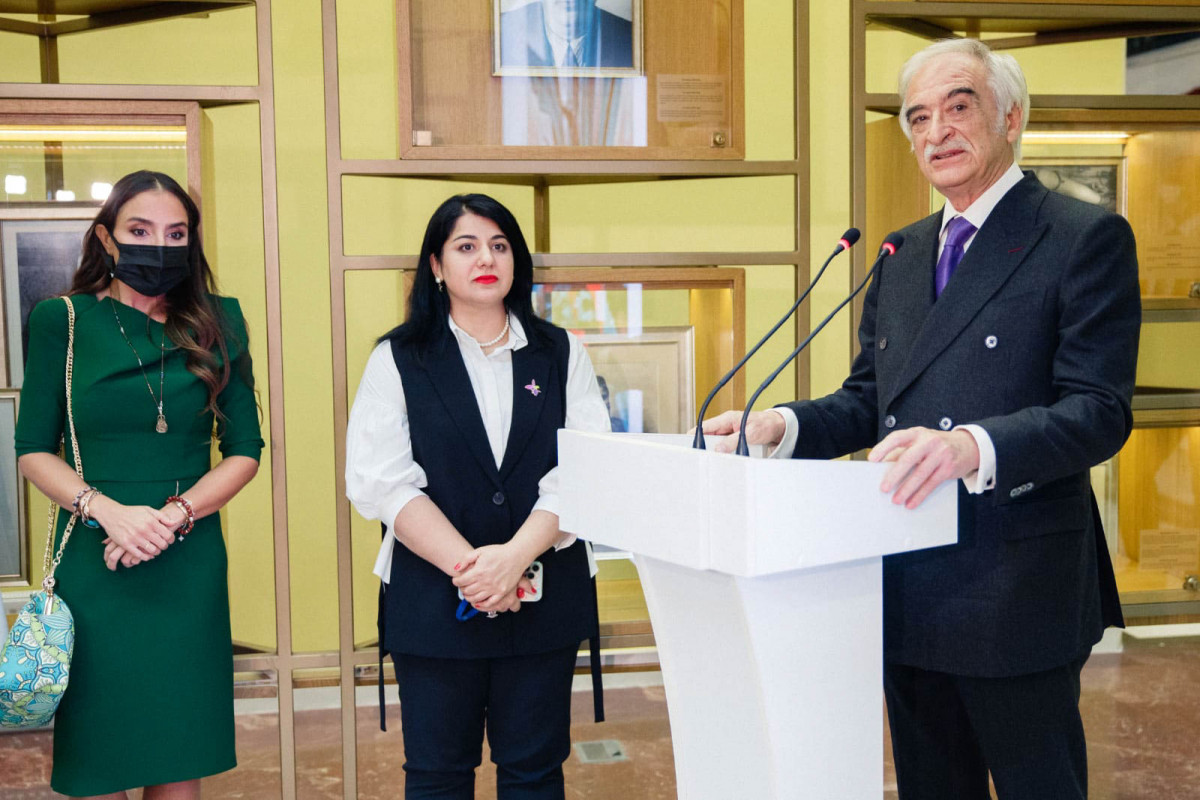 Heydər Əliyev Fondunun vitse-prezidenti Leyla Əliyeva, Səadət Kadırova, Polad Bülbüloğlu