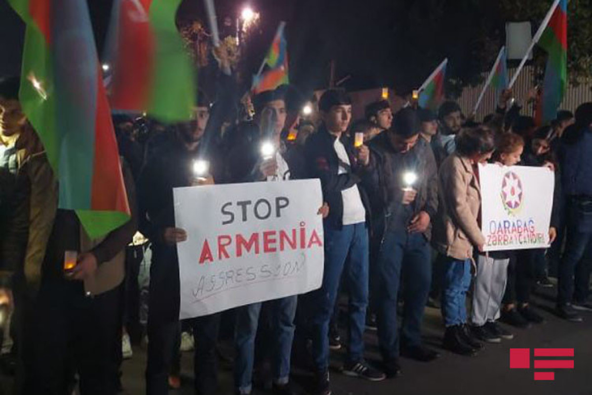 В Гяндже прошло ночное шествие молодежи в память о жертвах ракетных ударов Армении -ФОТО -ВИДЕО 