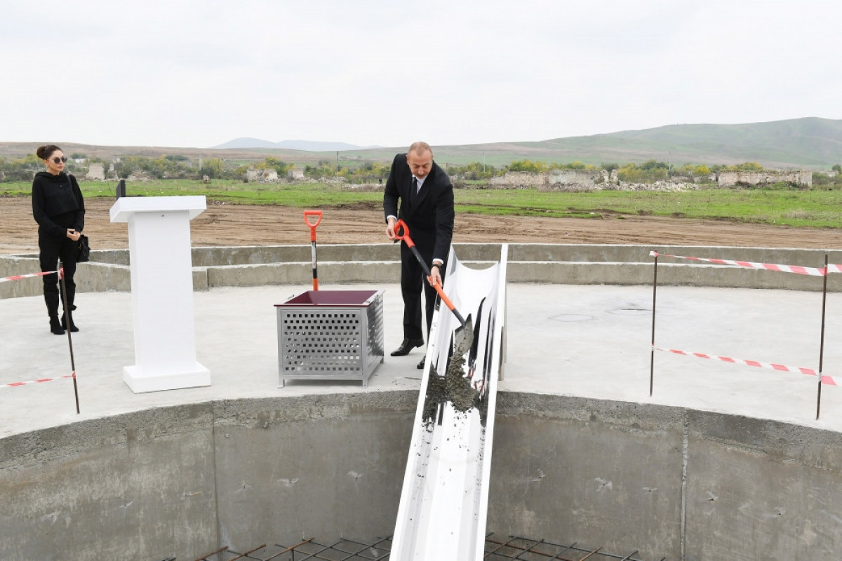Президент Азербайджана заложил фундамент нового «умного села» в селе Довлетъярлы