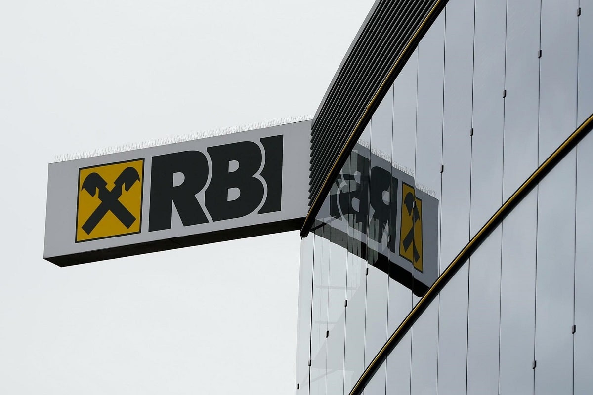 Azərbaycanla "Raiffeisen Bank" arasında qarşılıqlı məsələlər müzakirə olunub