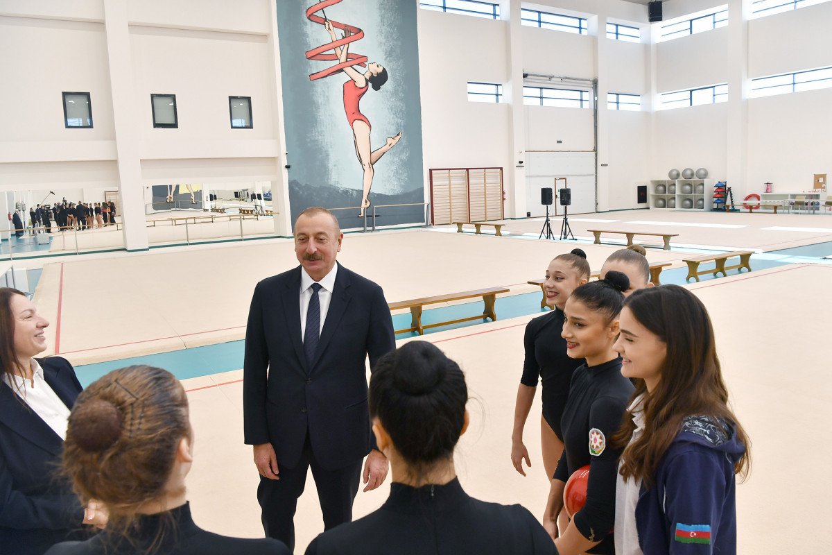 Президент и первая леди ознакомились с условиями, созданными в новом тренировочном здании Национальной гимнастической арены