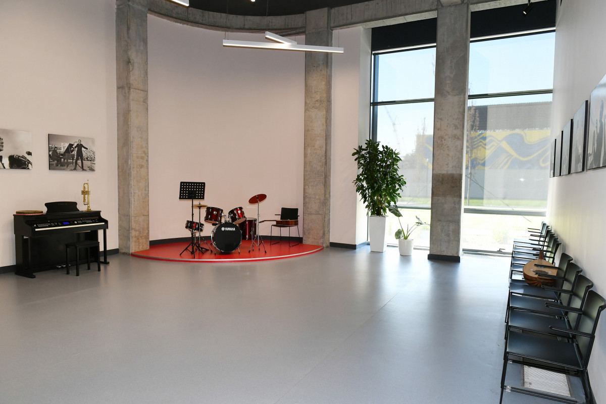 В Баку открылся Центр инклюзивного развития и творчества DOST