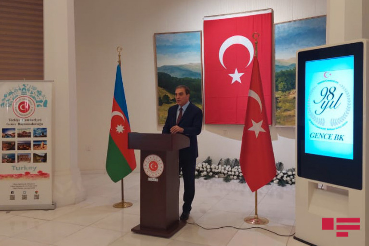 Gəncədə Türkiyə Respublikasının yaranmasın 98-ci ildönümü qeyd edilib