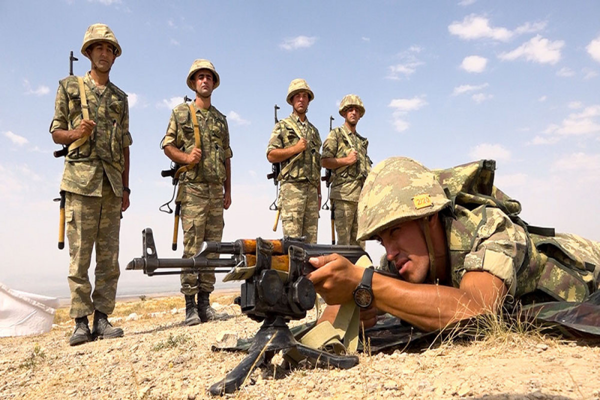 В мотострелковых подразделениях Отдельной общевойсковой армии проводятся занятия с боевой стрельбой