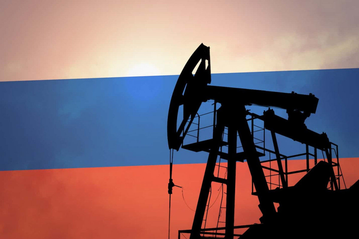 "Fitch": Rusiyanın neft ehtiyatları ölkəyə 28 il bəs edəcək