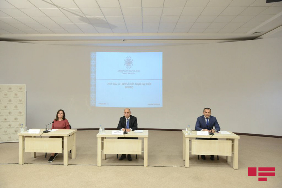 Azerbaijan does not require COVID-19 passports from students’ parents, Minister says