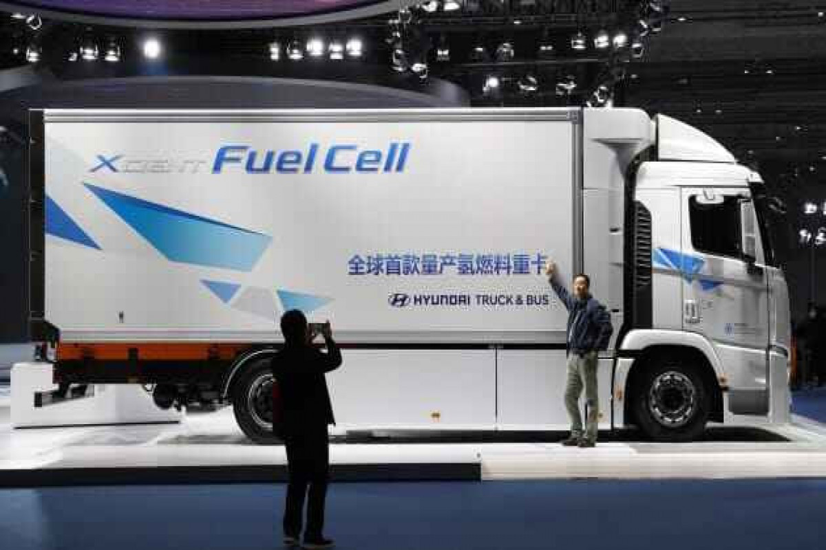 Hyundai wants hydrogen fuel cell versions of all its commercial vehicle models by 2028