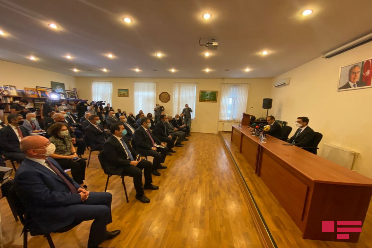 Minister of Youth and Sports Farid Gayibov presented to collective