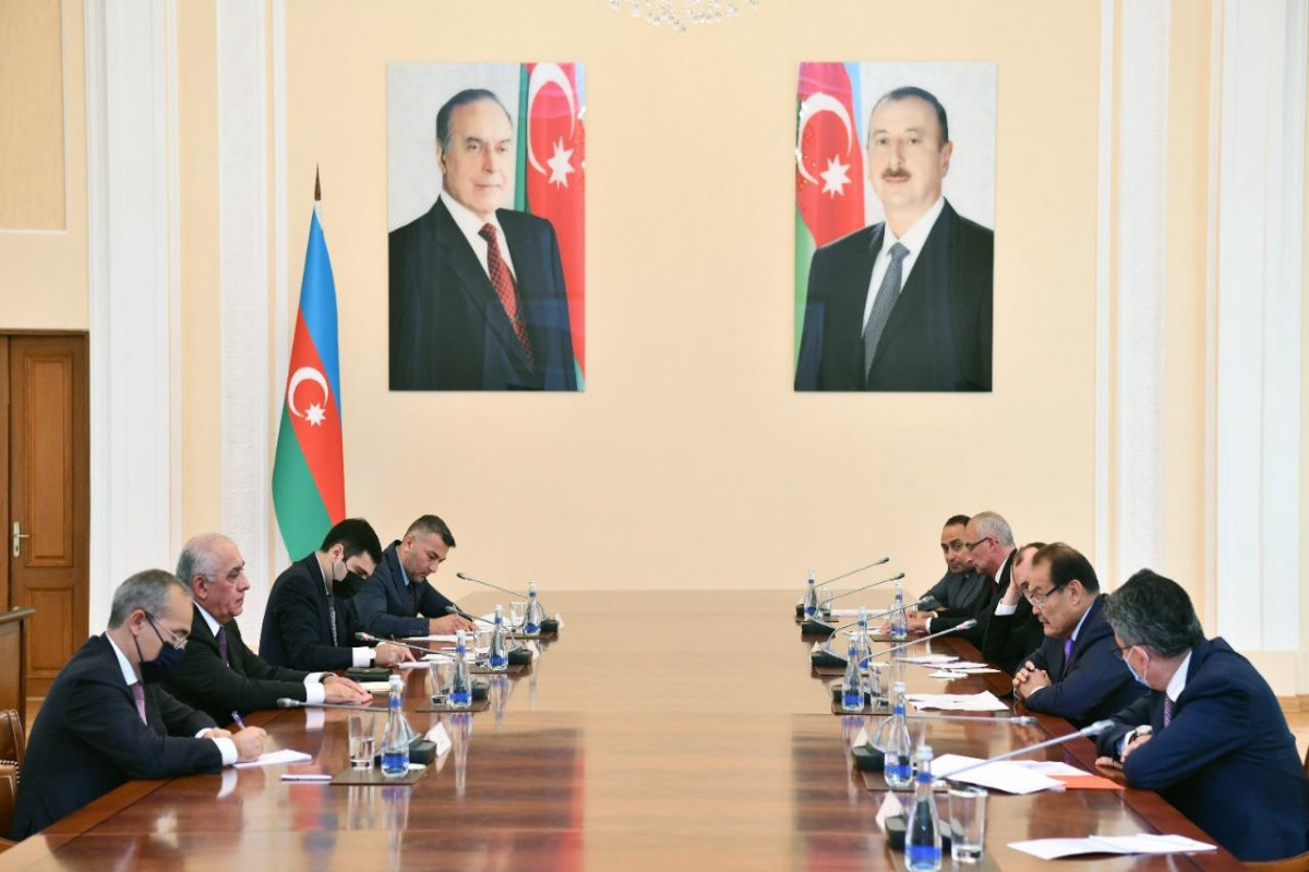 Azerbaijani PM meets with Turkic Council delegation 