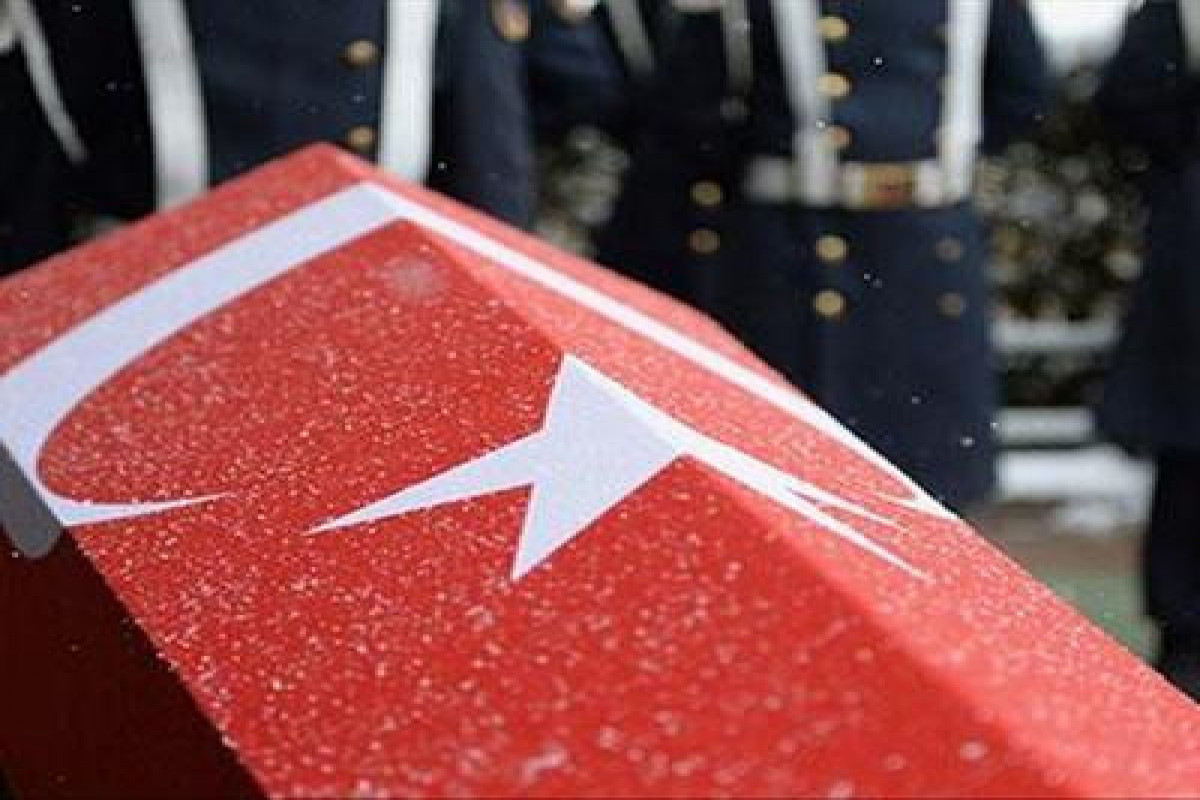 Two Turkish troops martyred in Syria