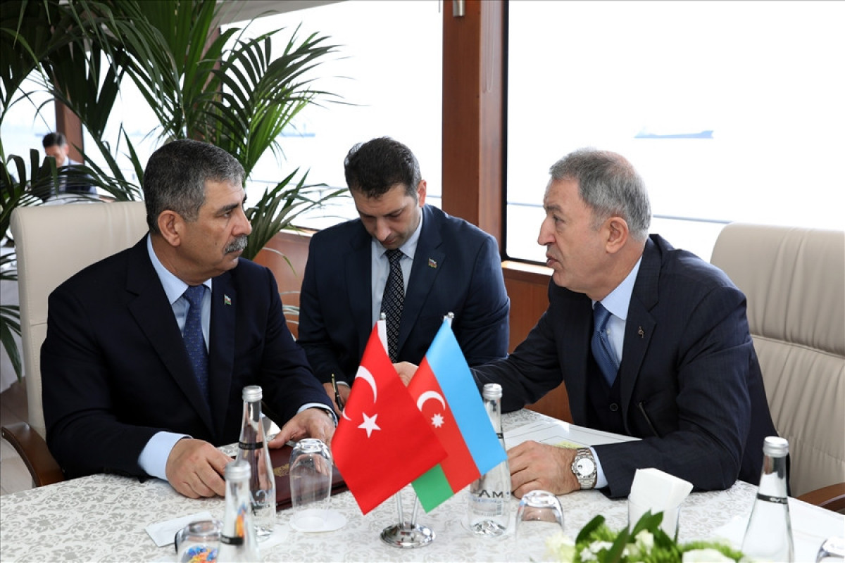 Zakir Həsənov, Hulusi Akar