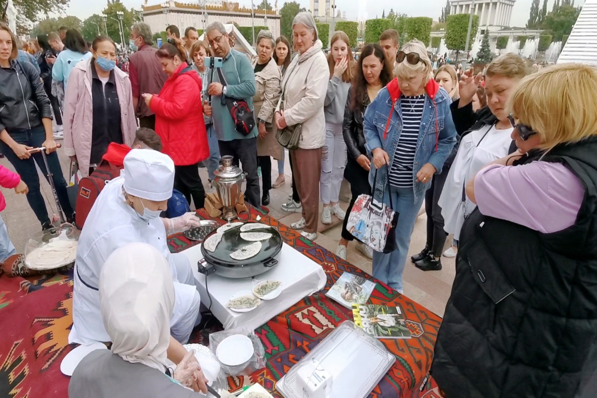 Moskvanın 874 illiyi münasibəti ilə  “Moskva-Bakı - qəlbləri birləşdirir” adlı tədbir keçirilib - FOTO 