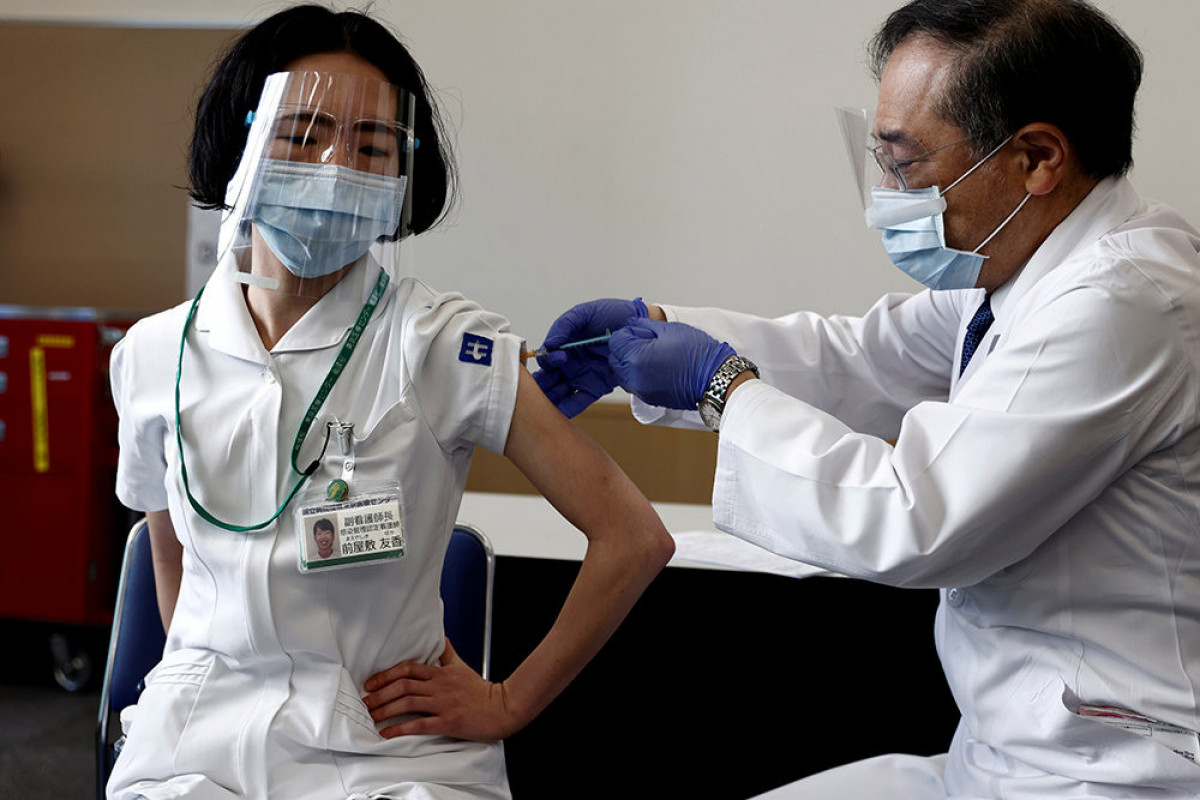 В Японии более половины населения привилось от коронавируса