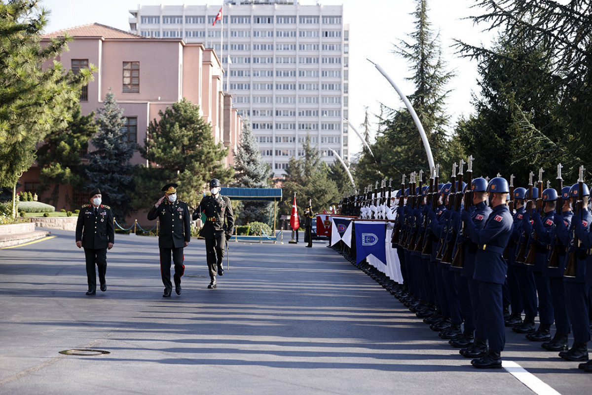 Официальная церемония встречи начальника Генштаба генерал-лейтенанта Керима Велиева в Турции