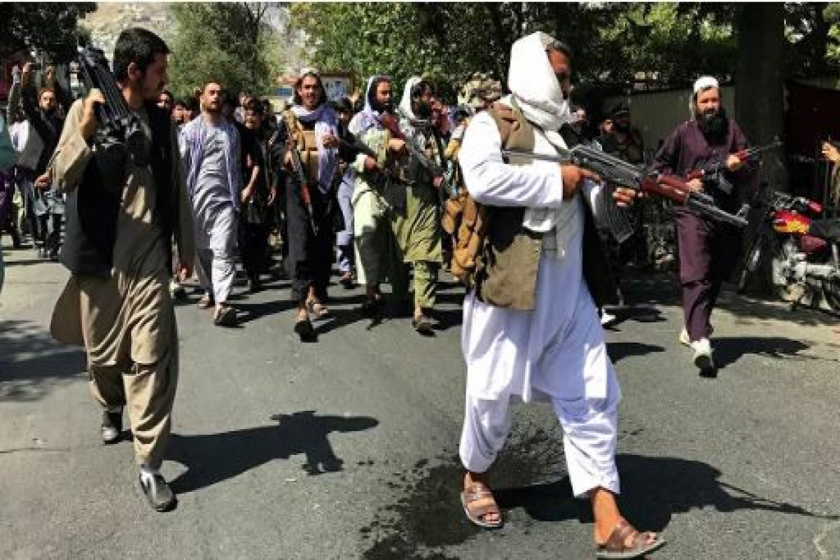“Taliban” amnistiya vədinə baxmayaraq keçmiş zabiti öldürüb
