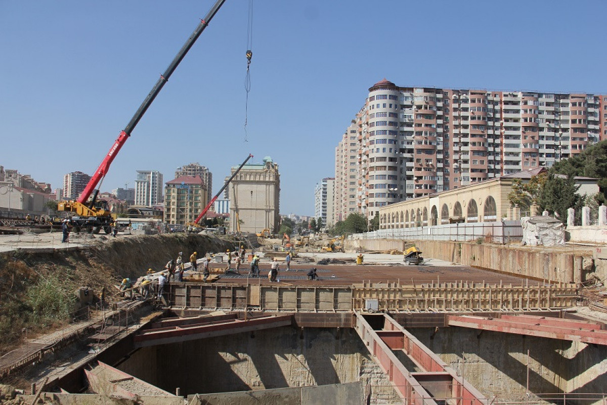 Metronun yeni stansiyasının inşasına başlanılıb - FOTO 