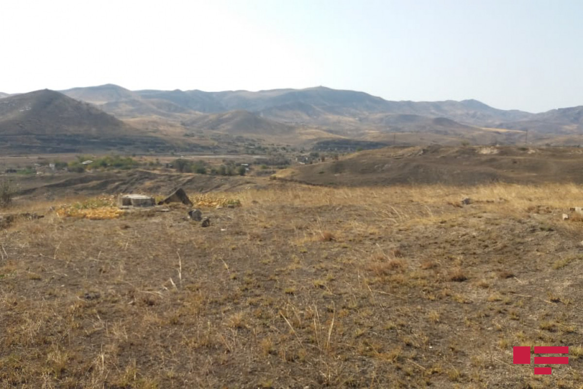 Georgian journalists visited Jabrayil city graveyard which was subjected to Armenian vandalism-PHOTO 
