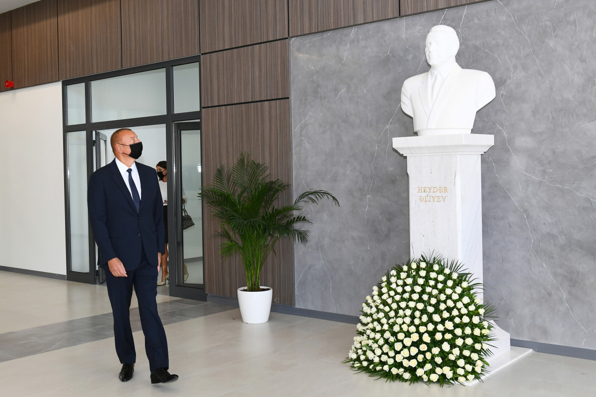 President Ilham Aliyev and First Lady Mehriban Aliyeva attended inauguration of new building of Baku European Lyceum