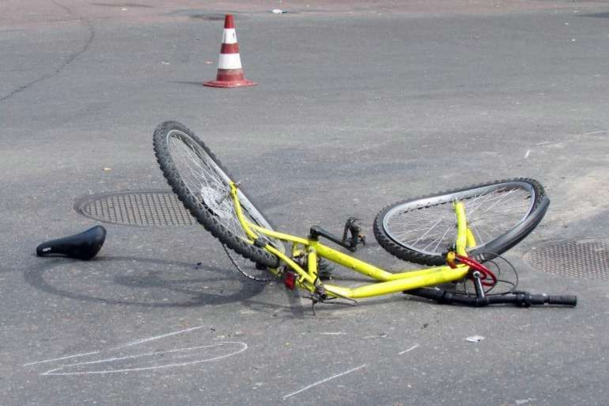 Xaçmazda velosiped sürən 11 yaşlı uşağı maşın vuraraq öldürüb
