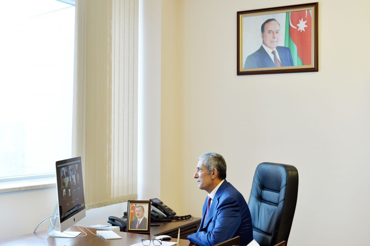 Deputat Siyavuş Novruzov