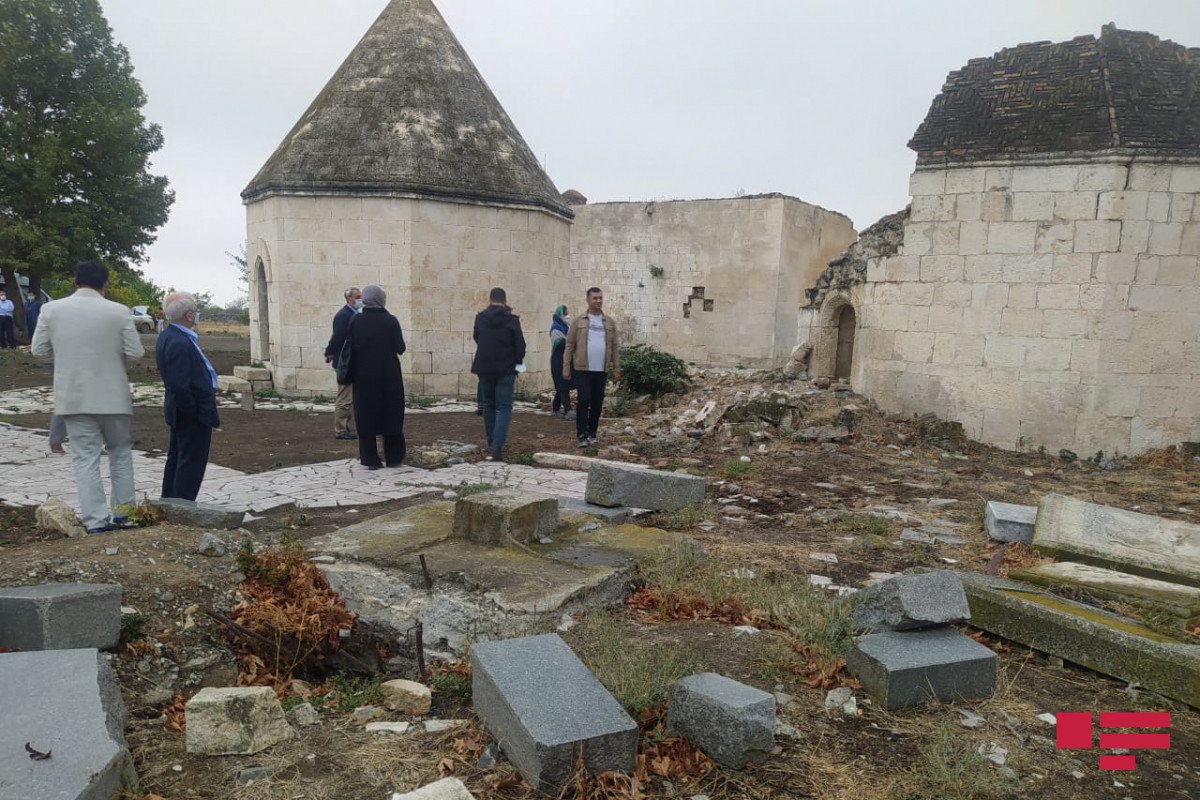 Iran’s deputy FM visits Aghdam, views Natavan’s grave destroyed by Armenians 
